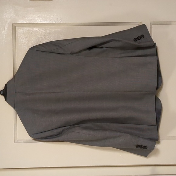 Boy suit - Picture 2 of 13